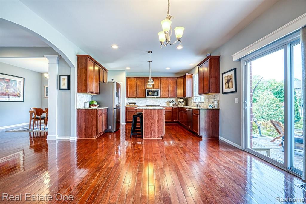 3738 Hogan Circle Rochester Hills, MI 48307 - Photo 10 of 40