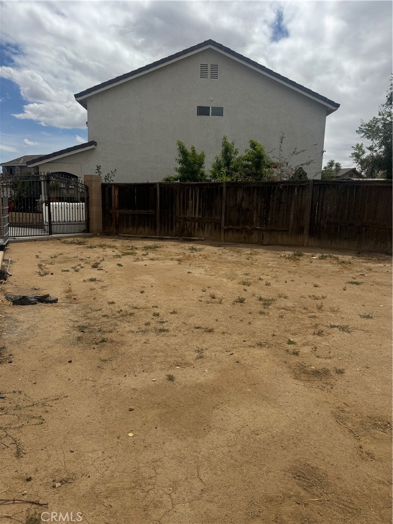 860 Arbor Ridge Road Perris, CA 92571 - Photo 7 of 9