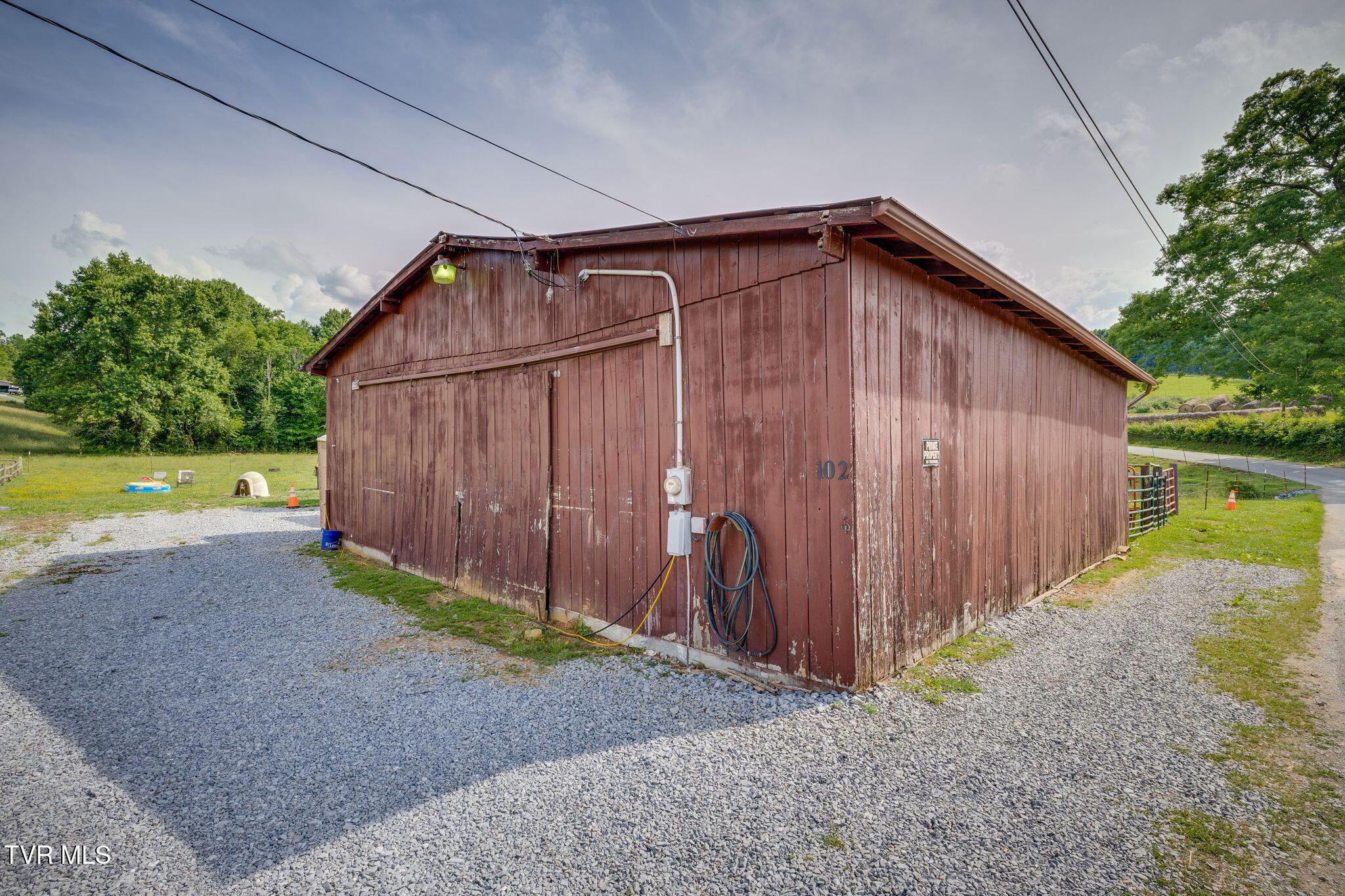 102 Fellers Road Chuckey, TN 37641 - Photo 2 of 15 101