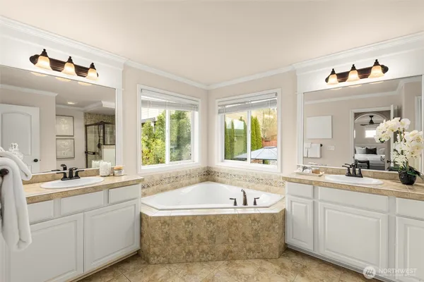 $1,599,950 | 4109 223rd Place Southeast, Bothell, WA 98021