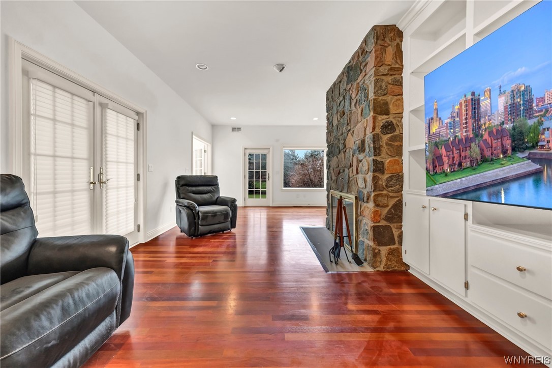 5061 Donnington Road Clarence, NY 14031 - Photo 15 of 42