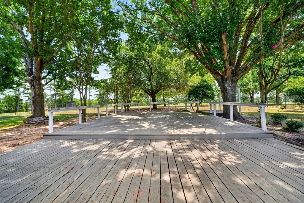 1201 Robbins Road Athens, TX 75751 - Photo 38 of 45 Gallery Image 38