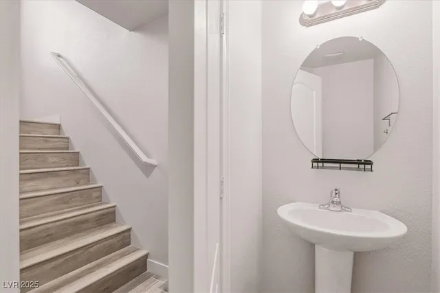 $1,875 | 2755 Fountain Ridge Lane, Henderson, NV 89074