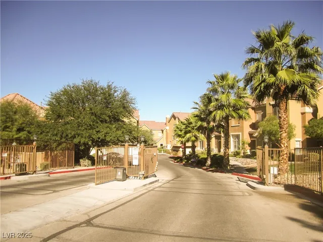 $1,875 | 2755 Fountain Ridge Lane, Henderson, NV 89074
