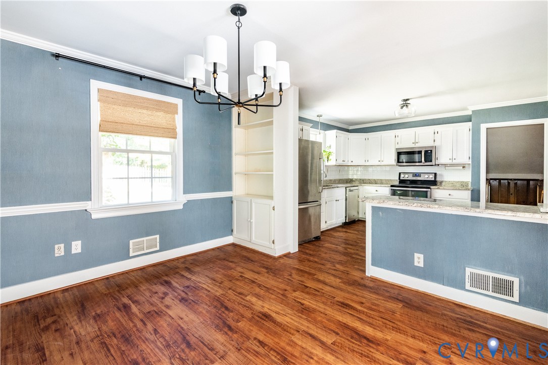 8324 Chelmford Road North Chesterfield, VA 23235 - Photo 10 of 26 Gallery Image 10