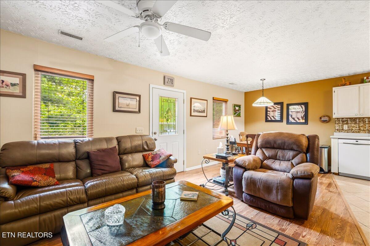 274 Pearl Road La Follette, TN 37766 - Photo 8 of 47 16-274 Pearl Rd