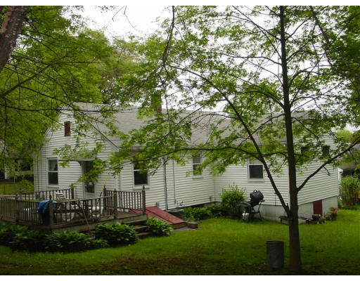 42 Hillside Road Braintree, MA 02184 - Photo 12 of 13 Gallery Image 12
