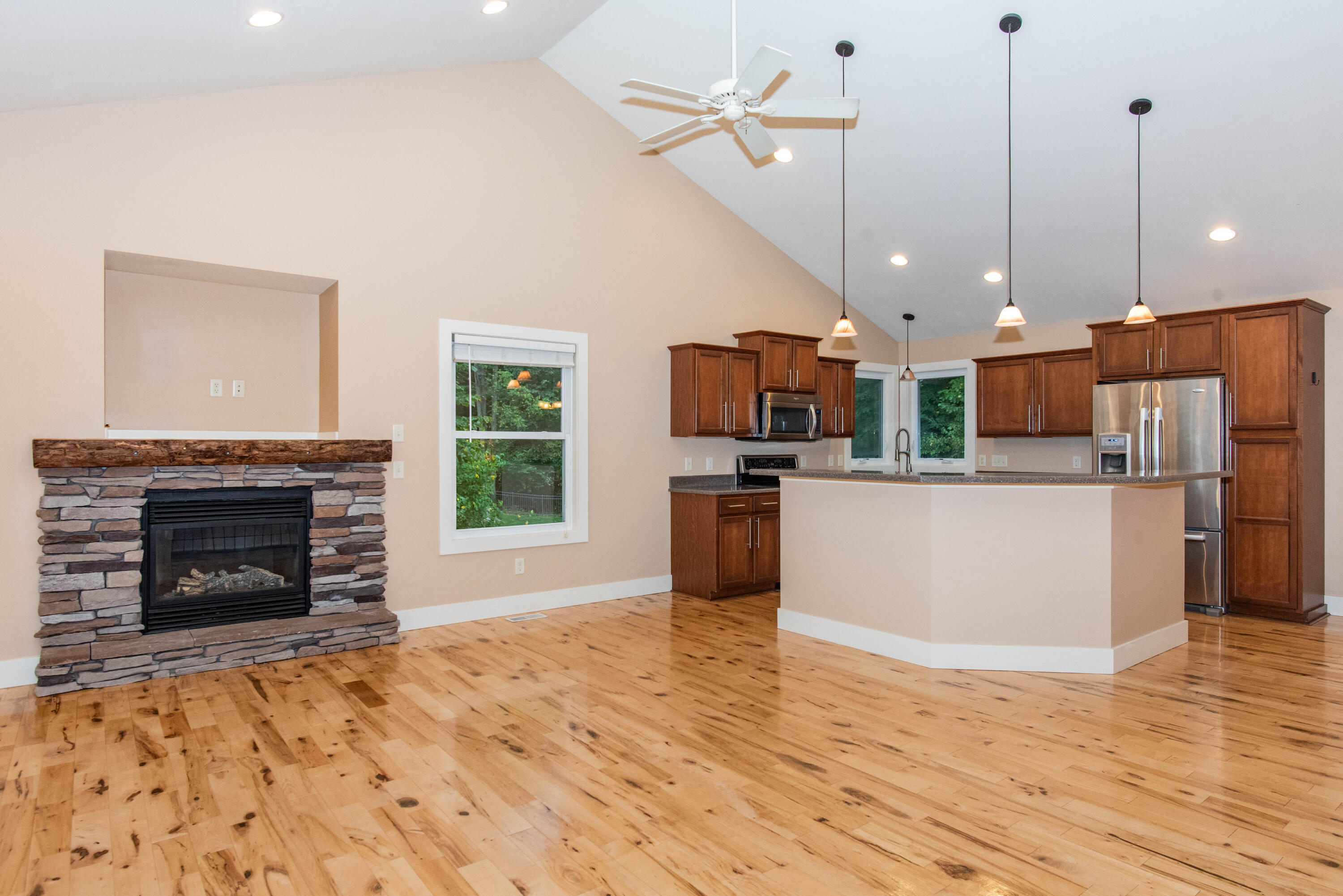5394 Beech Avenue Kalamazoo, MI 49009 - Photo 2 of 66 Beech Ave 5394-19