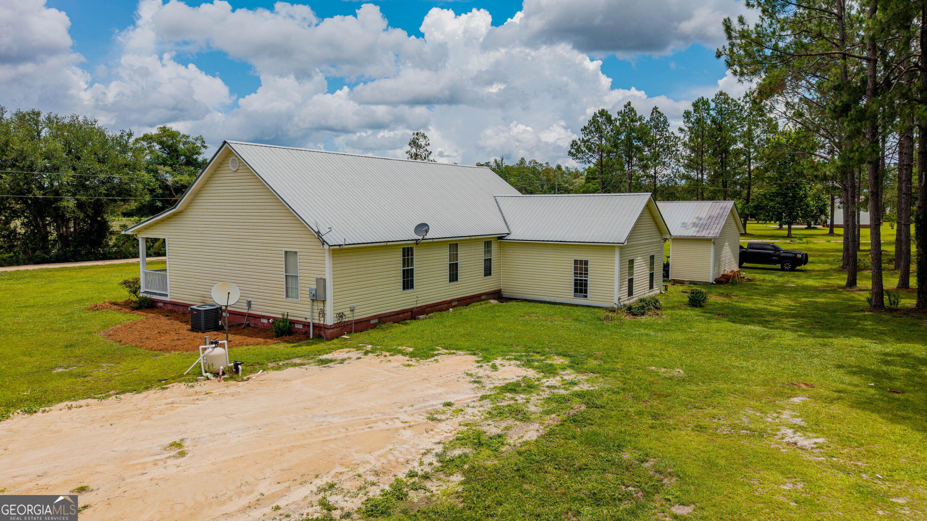 115 Becca Lane Homerville, GA 31634 - Photo 13 of 66