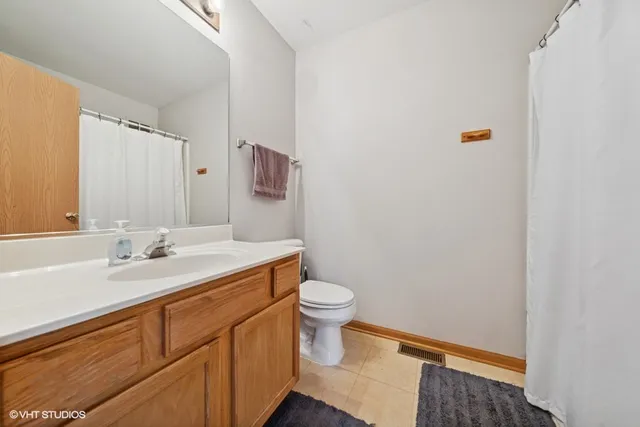 $234,000 | 859 Symphony Drive, Aurora, IL 60504