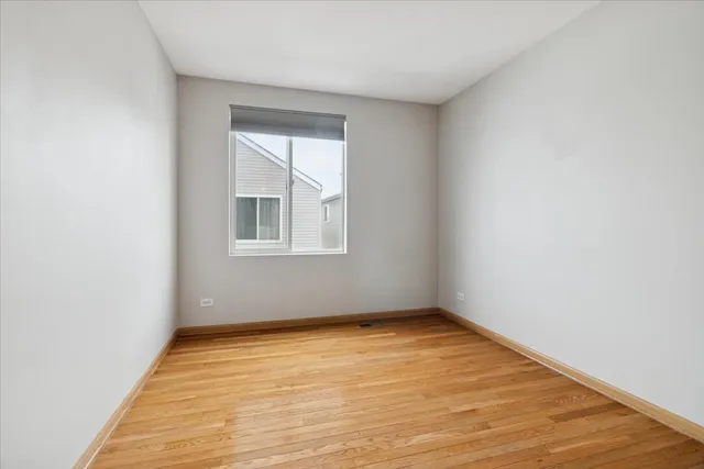 $234,000 | 859 Symphony Drive, Aurora, IL 60504