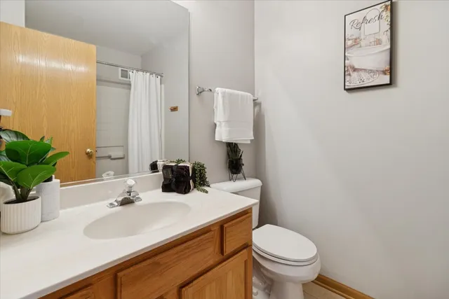 $234,000 | 859 Symphony Drive, Aurora, IL 60504