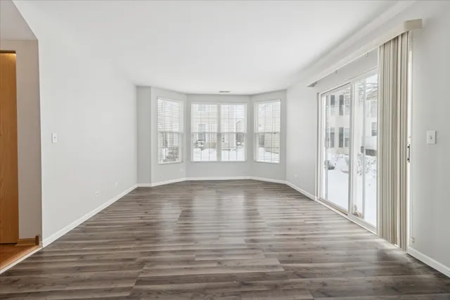 $234,000 | 859 Symphony Drive, Aurora, IL 60504