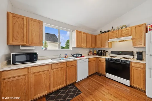 $234,000 | 859 Symphony Drive, Aurora, IL 60504