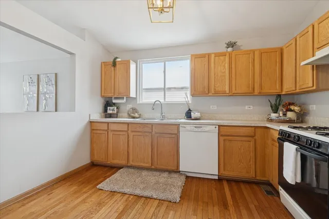 $234,000 | 859 Symphony Drive, Aurora, IL 60504