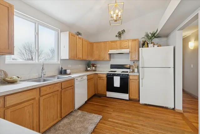 $234,000 | 859 Symphony Drive, Aurora, IL 60504