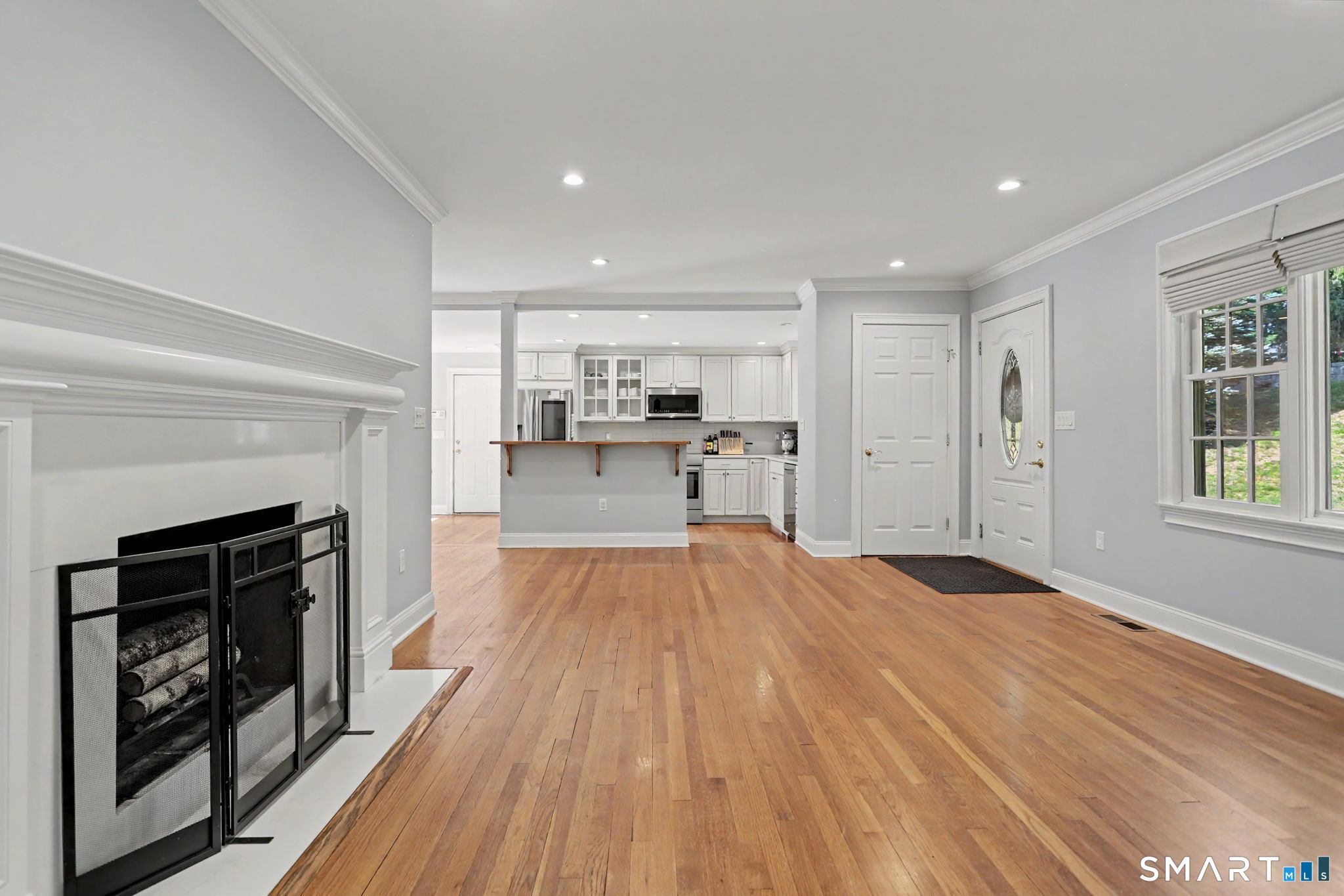 25 Sunset Hill Road Wilton, CT 06897 - Photo 3 of 33