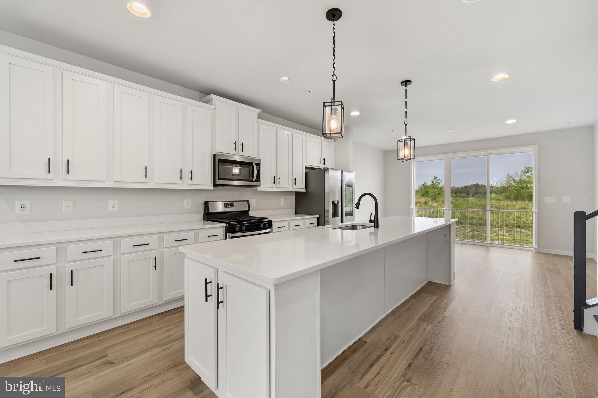 1076 Overlook Loop Laurel, MD 20707 - Photo 6 of 34