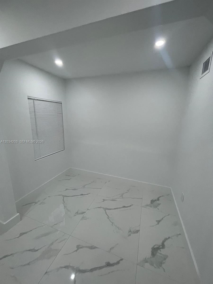 2103 Southwest 60th Avenue, Unit 2 Miami, FL 33155 - Photo 17 of 20