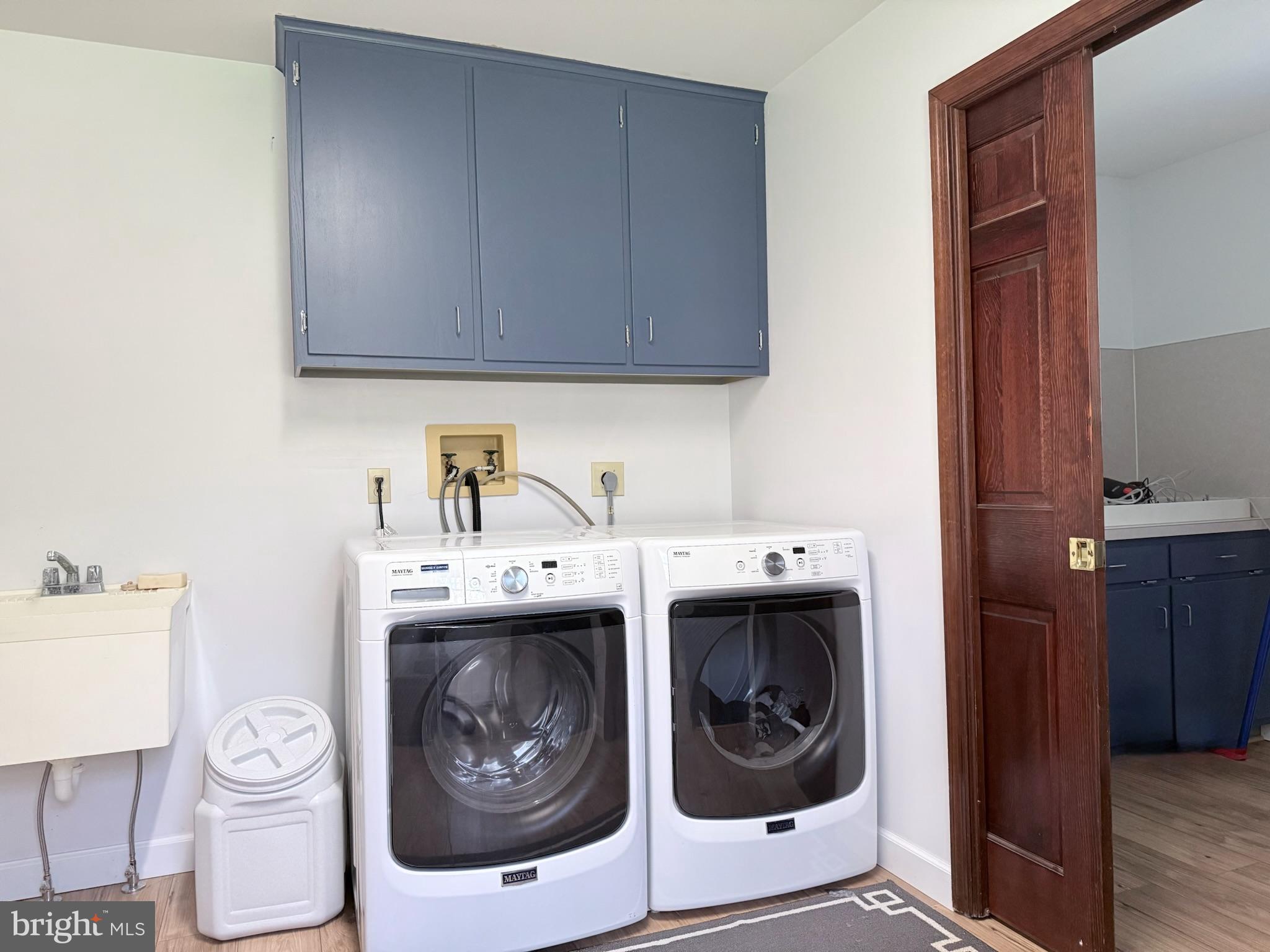 4 Royal Court Reading, PA 19607 - Photo 28 of 47 Laundry Room