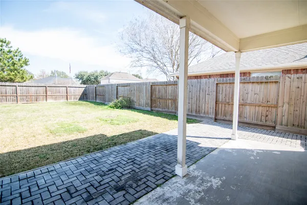 $2,100 | 25914 Chapman Falls Drive, Richmond, TX 77406