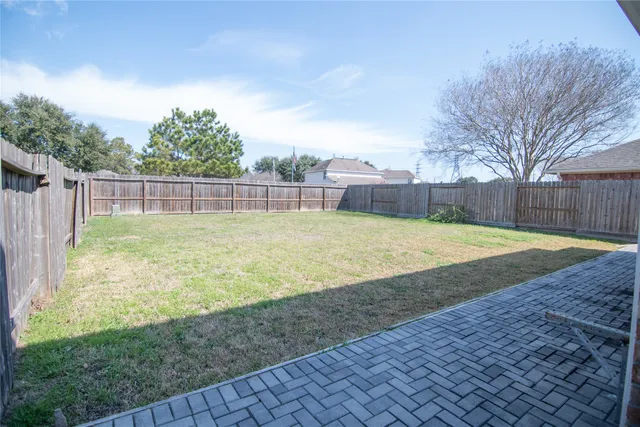 $2,300 | 25914 Chapman Falls Drive, Richmond, TX 77406