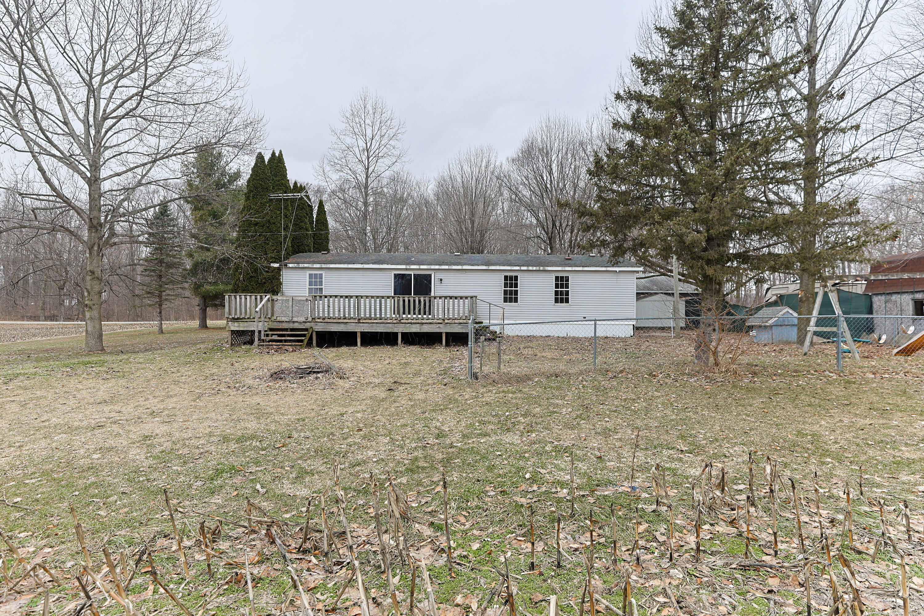 60123 Dailey Road Cassopolis, MI 49031 - Photo 5 of 43 Back of House