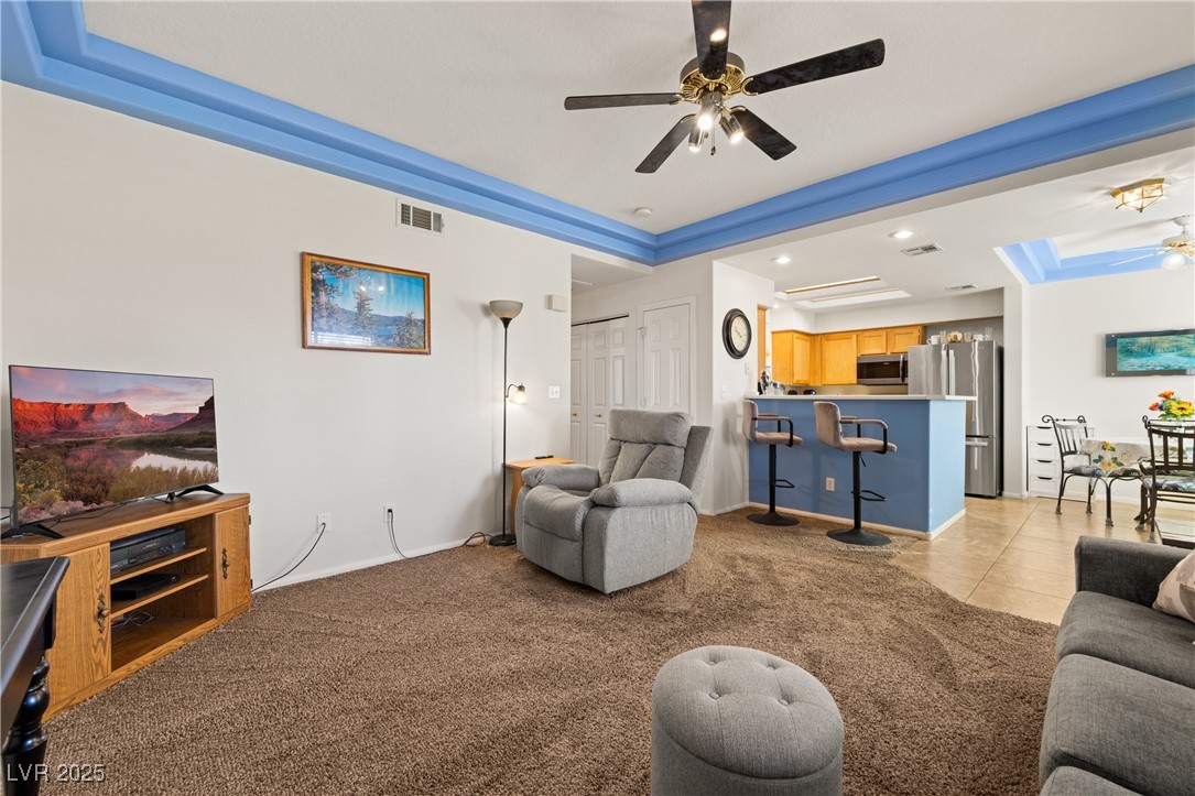 518 Turtleback Road, Unit C Mesquite, NV 89027 - Photo 17 of 80 Living Room