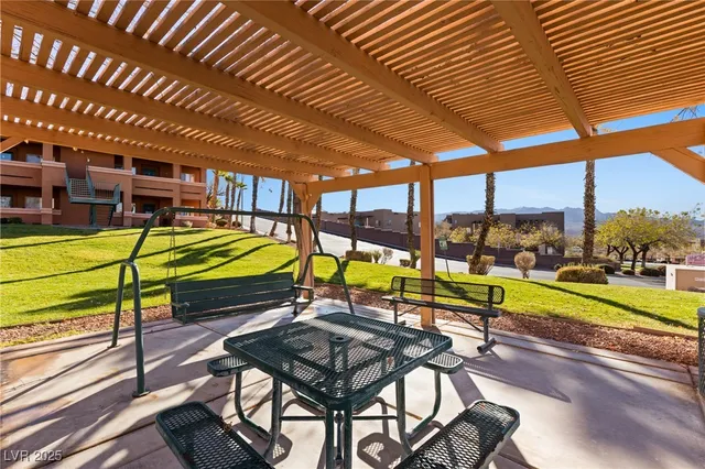 $219,000 | 518 Turtleback Road, Unit C, Mesquite, NV 89027