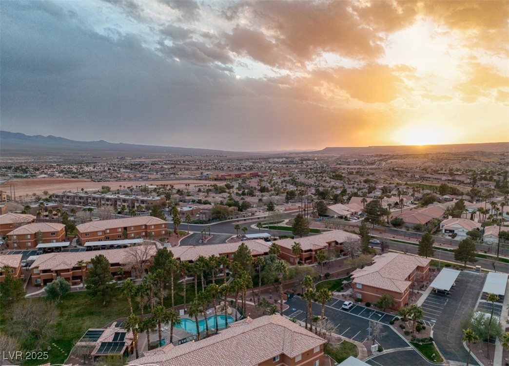 518 Turtleback Road, Unit C Mesquite, NV 89027 - Photo 60 of 80 Twilight Falls Pool
