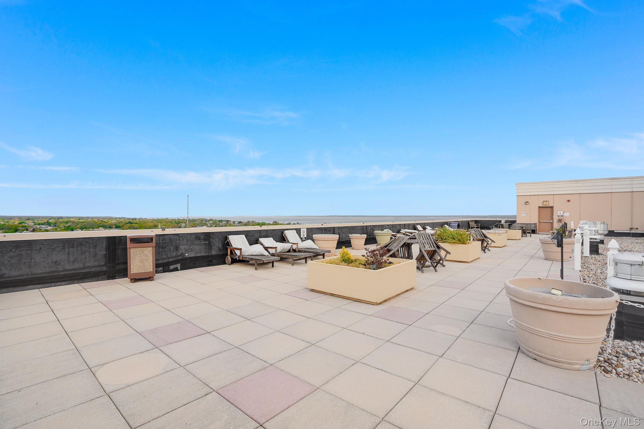 100 New Roc City Plaza, Unit 403 New Rochelle, NY 10801 - Photo 29 of 30
