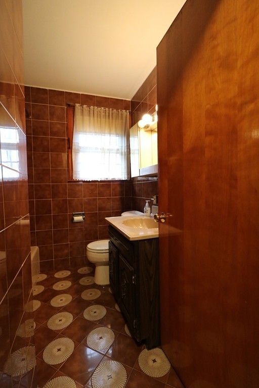 2 Keans Road Burlington, MA 01803 - Photo 11 of 24 Gallery Image 11