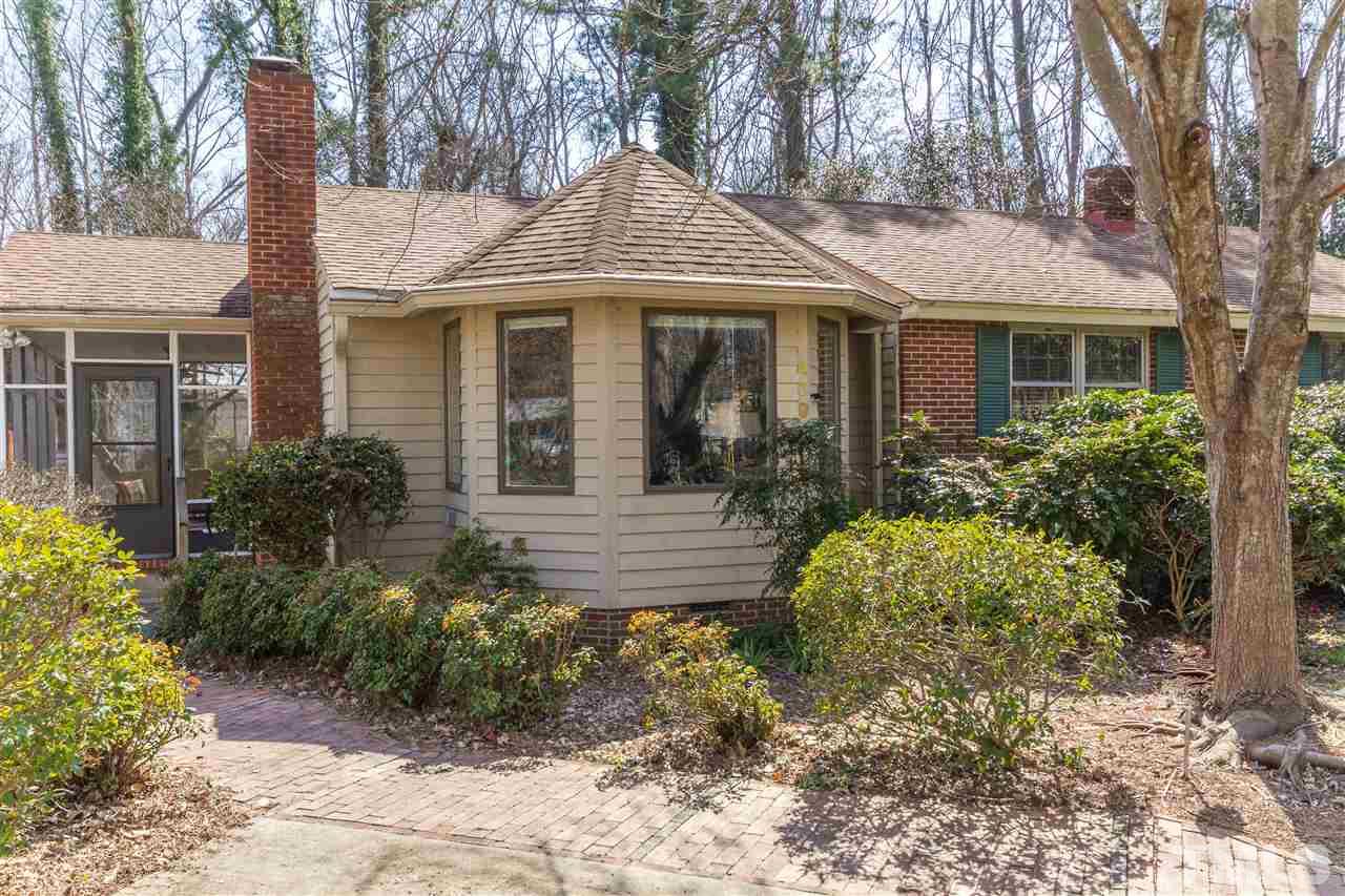 439 Ridgefield Road Chapel Hill, NC 27517 - Photo 3 of 25 Gallery Image 3