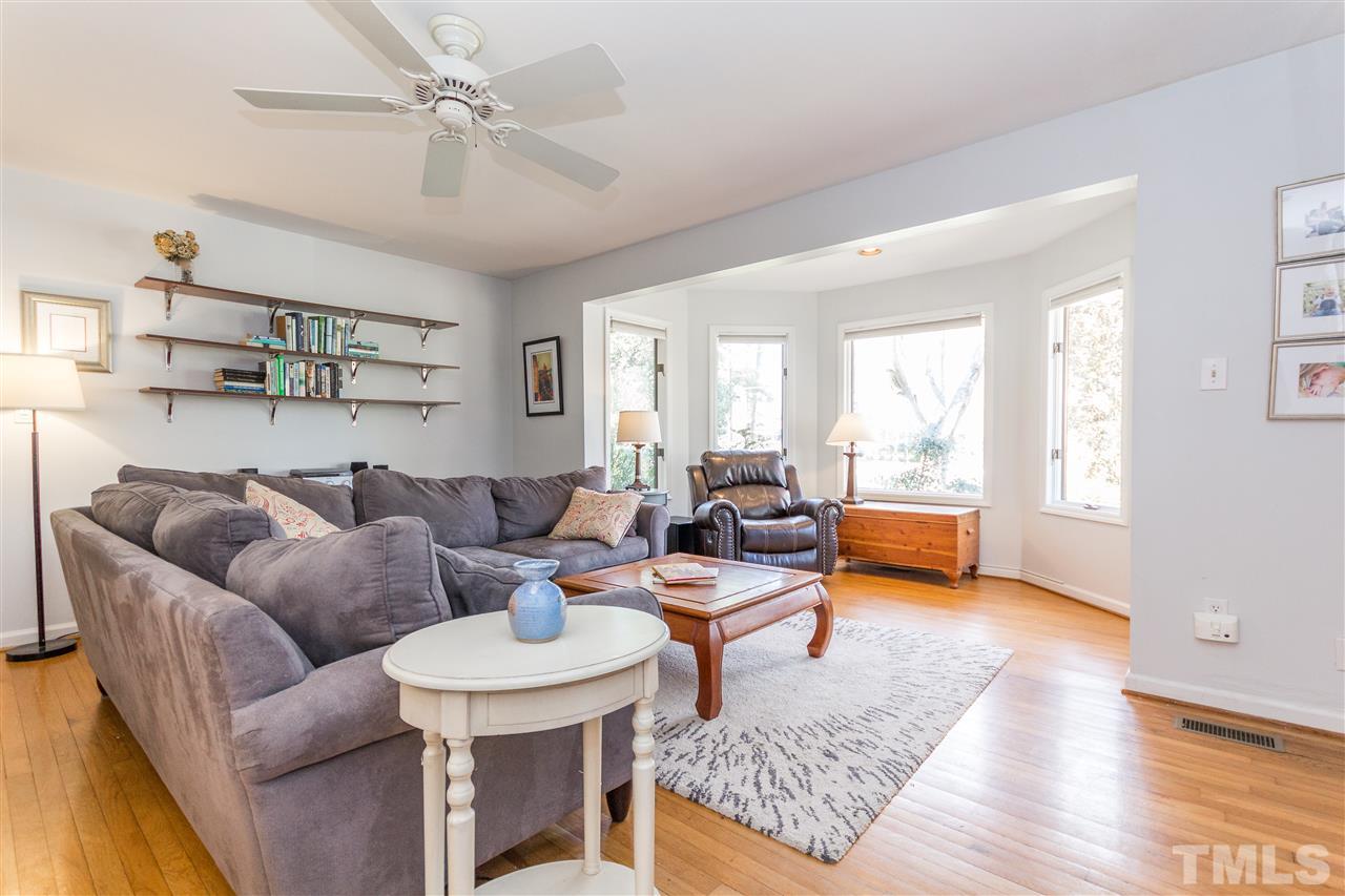 439 Ridgefield Road Chapel Hill, NC 27517 - Photo 5 of 25 Gallery Image 5