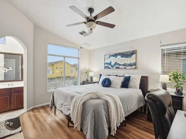 $2,500 | 17150 North 23rd Street, Unit 105, Phoenix, AZ 85022