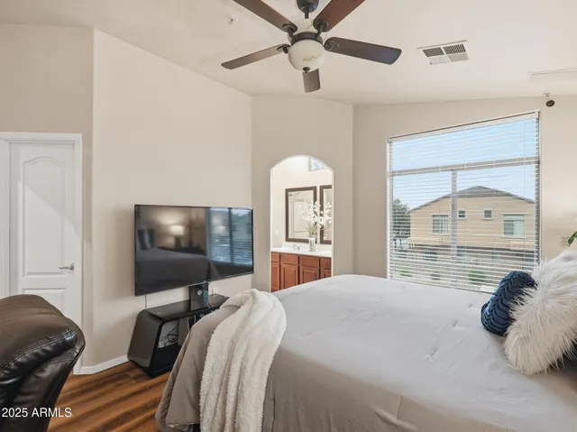 $2,500 | 17150 North 23rd Street, Unit 105, Phoenix, AZ 85022