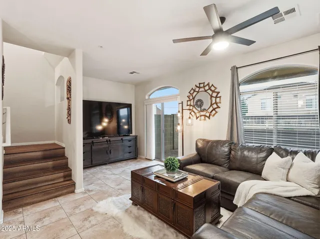 $2,500 | 17150 North 23rd Street, Unit 105, Phoenix, AZ 85022