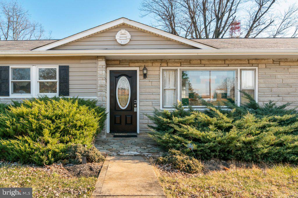 711 Ridge Road Mount Airy, MD 21771 - Photo 2 of 47 a front view of a house