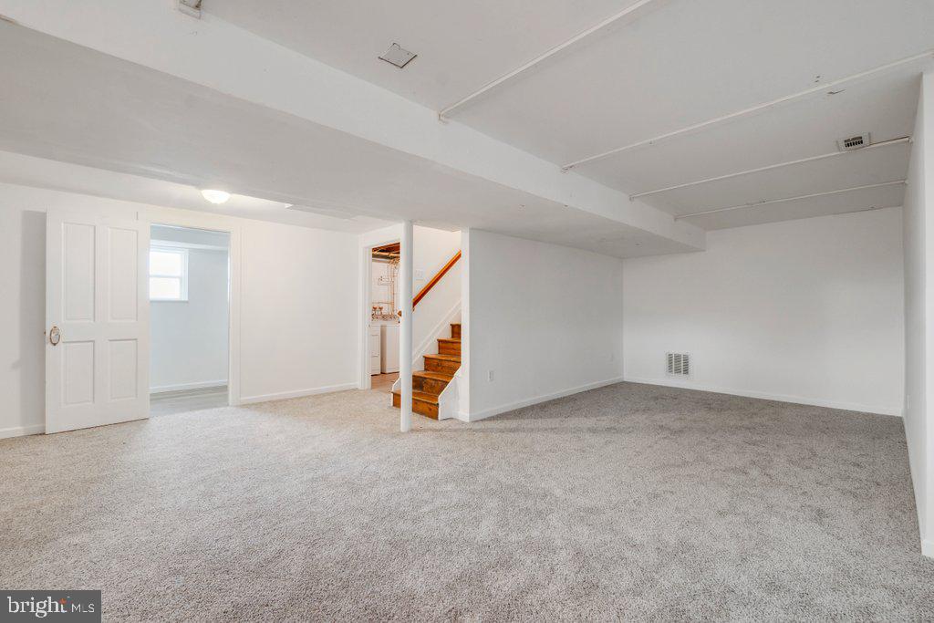 711 Ridge Road Mount Airy, MD 21771 - Photo 36 of 47