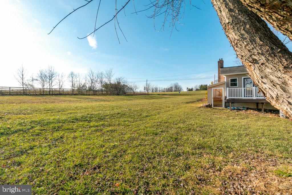 711 Ridge Road Mount Airy, MD 21771 - Photo 46 of 47 a view of an ocean