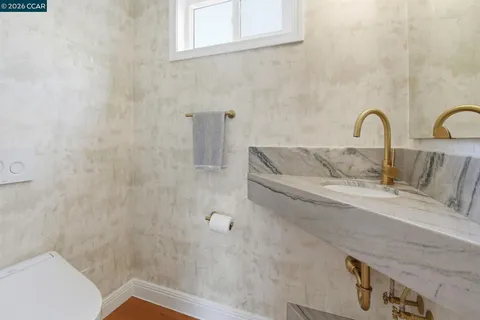 $899,000 | 1056 El Centro Avenue, Oakland, CA 94602