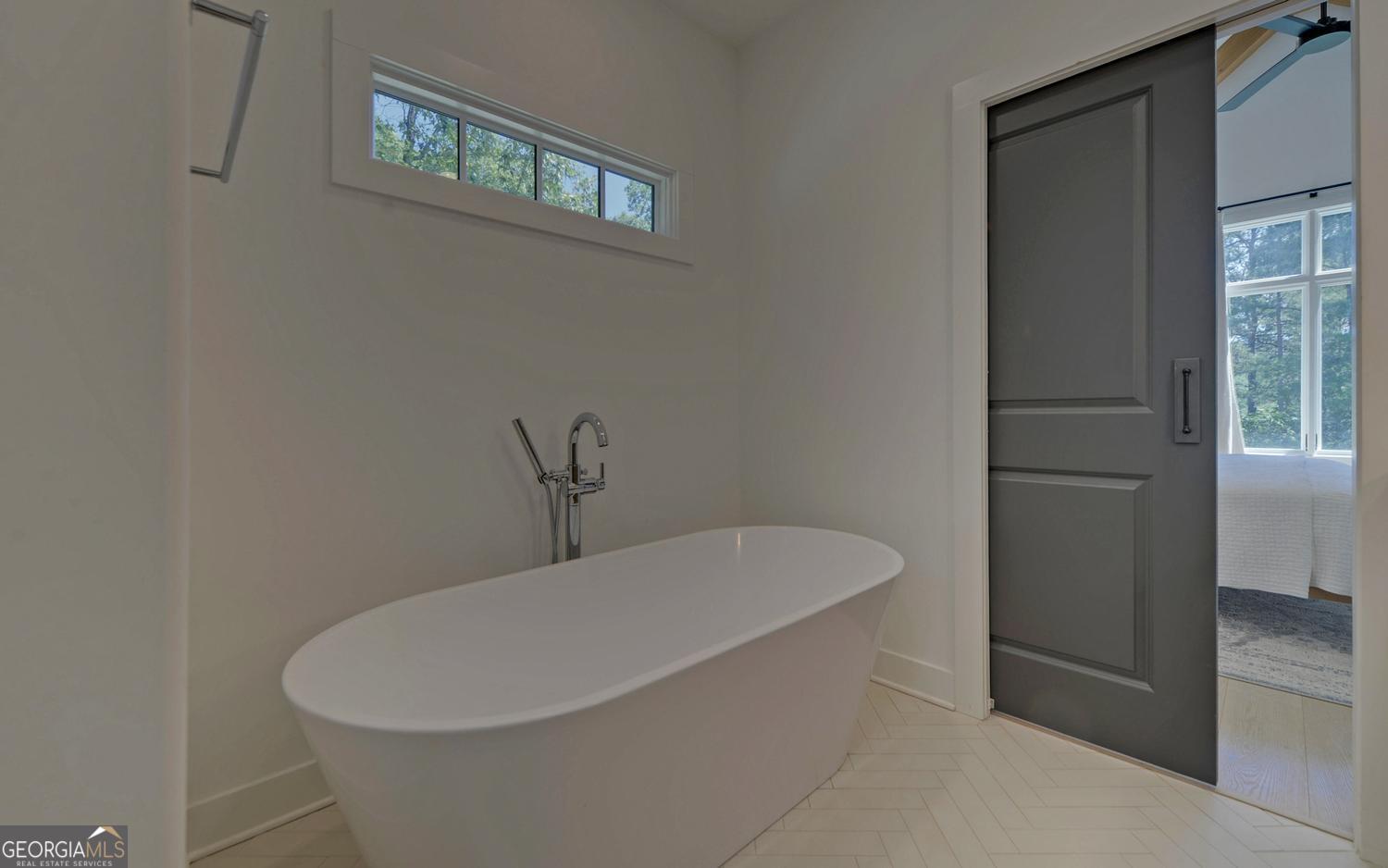 96 Barefoot Bay Road Hartwell, GA 30643 - Photo 28 of 97