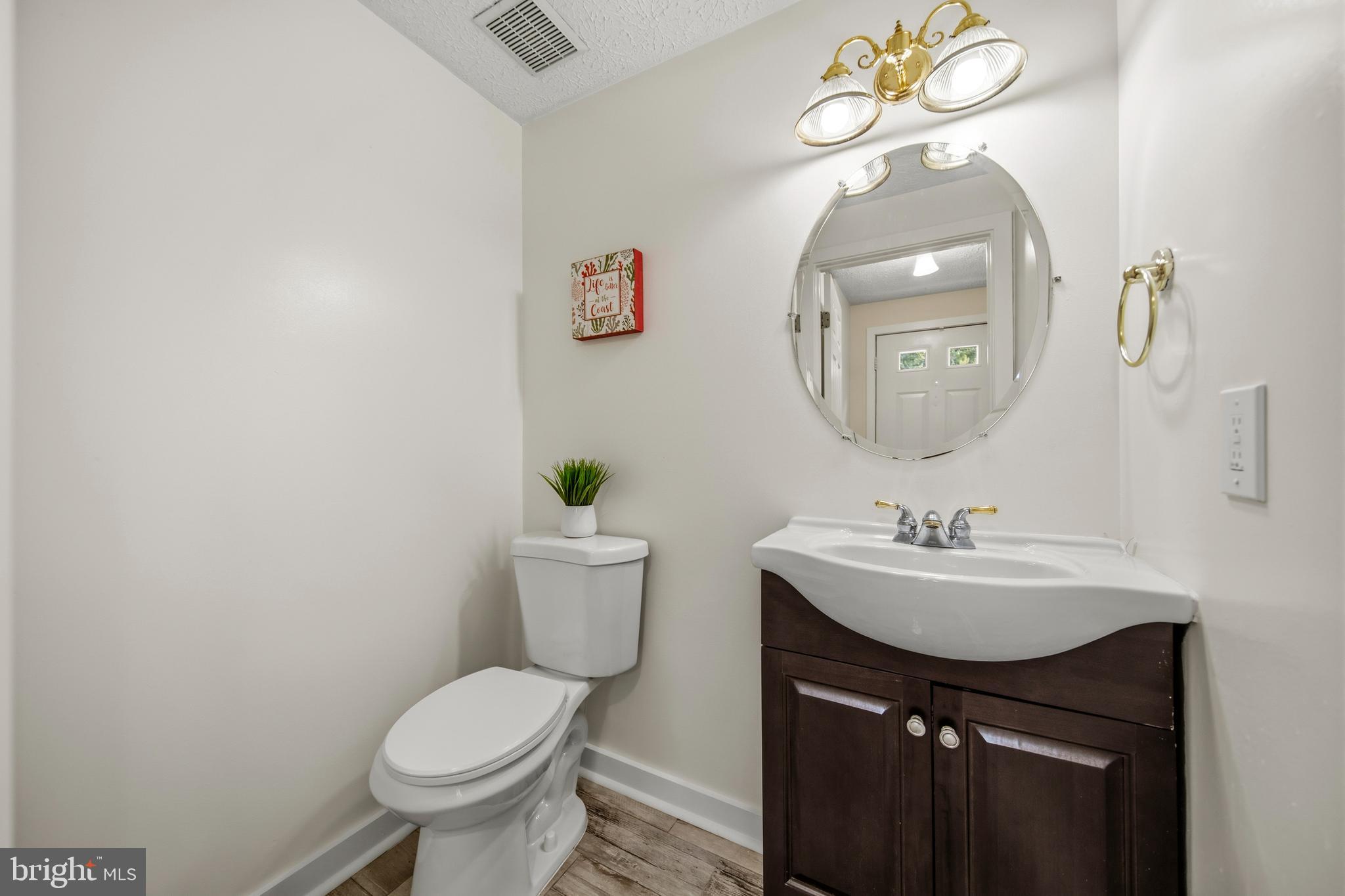 10508 Apple Ridge Road Gaithersburg, MD 20886 - Photo 8 of 28 Gallery Image 8