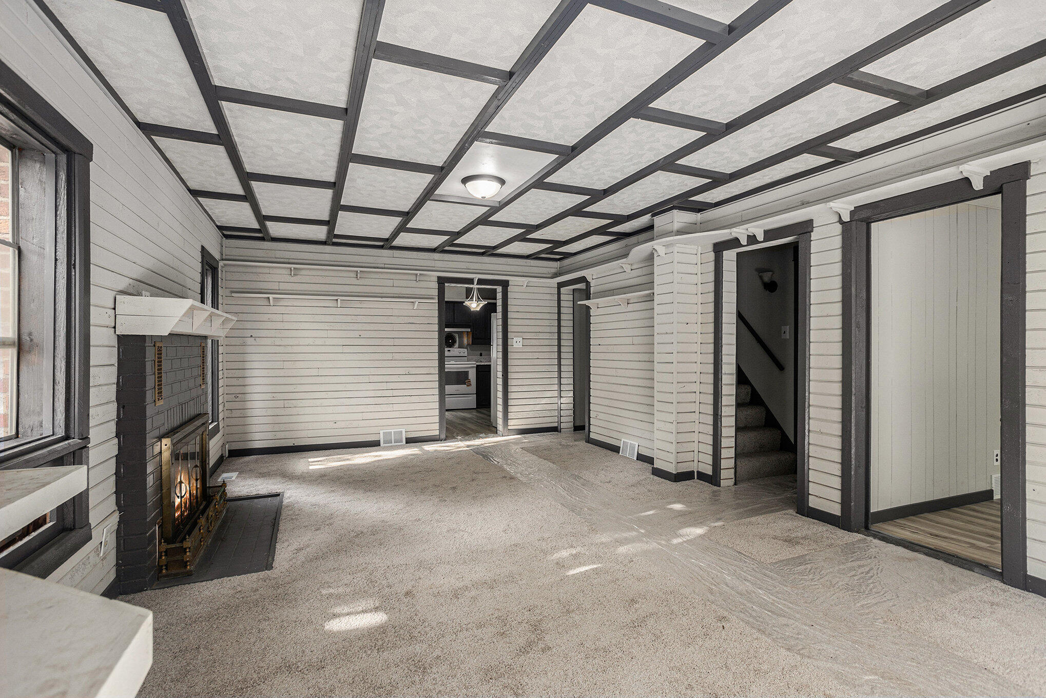 240 4th Avenue Three Rivers, MI 49093 - Photo 6 of 20 004_file_253