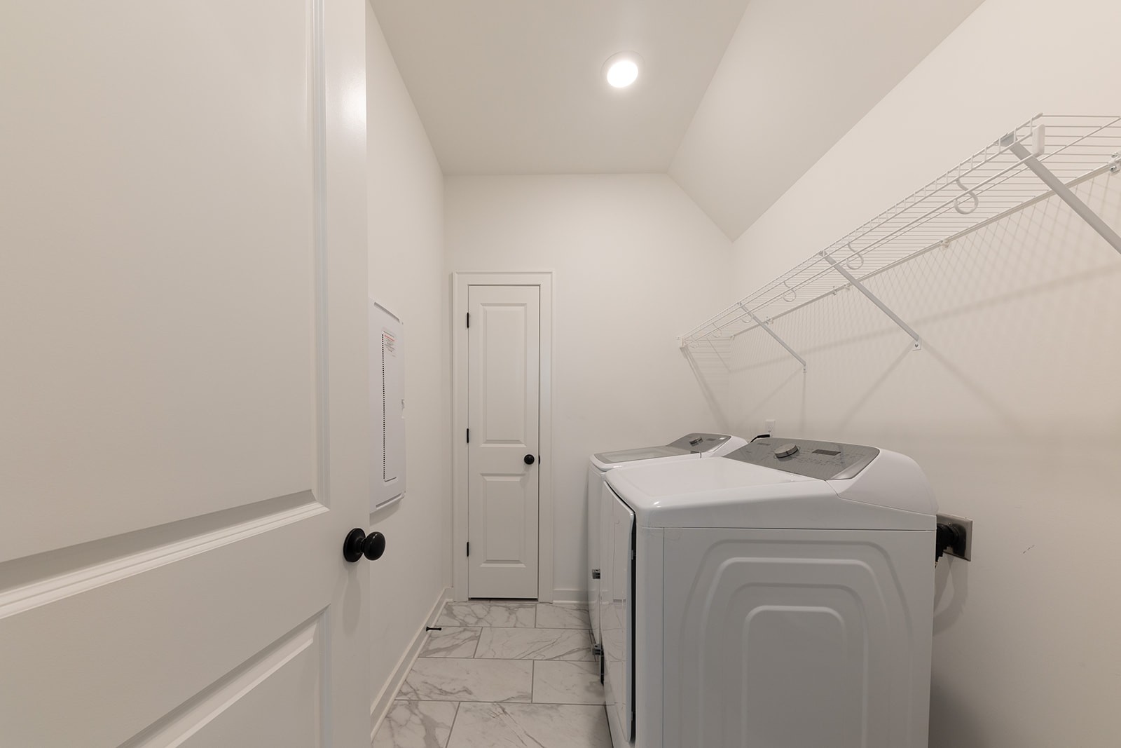 2000 Farm Street Mount Juliet, TN 37122 - Photo 28 of 34 a bathroom with a sink a toilet and shower