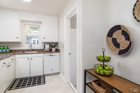 $729,000 | 1137 2nd Street, Novato, CA 94945