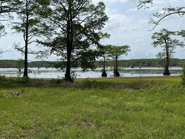 $75,000 | 11756 Catfish Road, Vivian, LA 71082