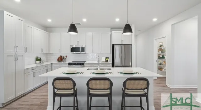 $1,995 | 300 Highway 30, Unit B4, Port Wentworth, GA 31407