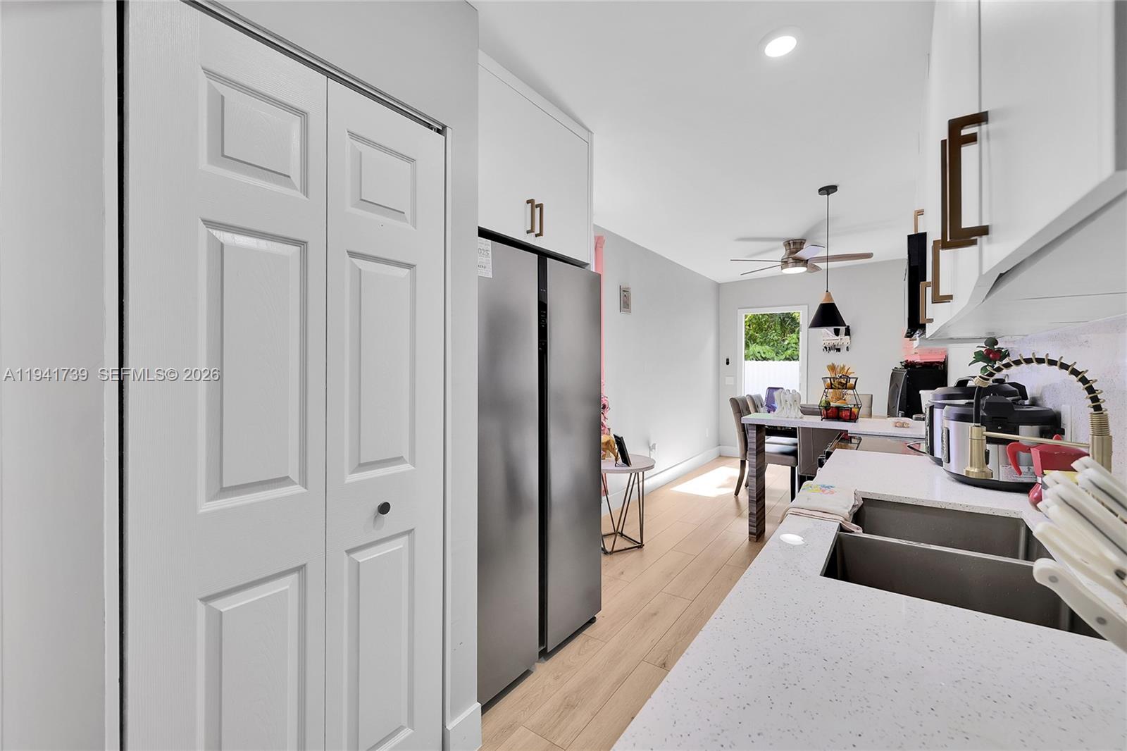 3520 Southwest 88th Place, Unit 2 Miami, FL 33165 - Photo 8 of 38