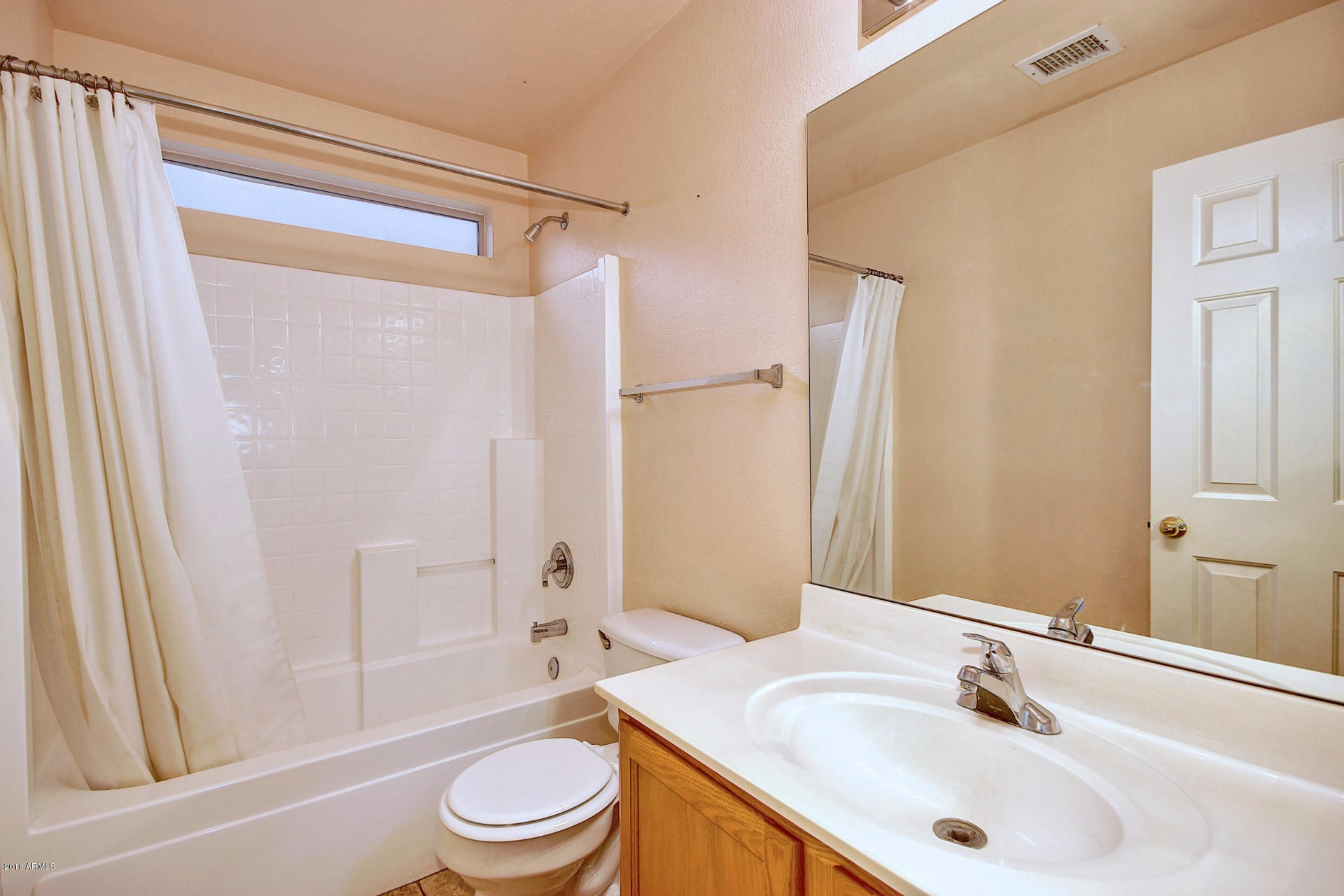 886 West Bruce Avenue Gilbert, AZ 85233 - Photo 14 of 30 Bruce (22)